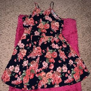 Floral high neck dress xl